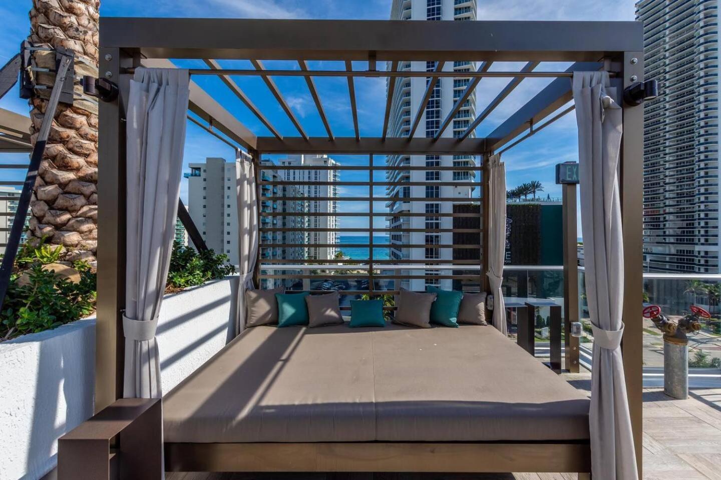 Amazing Apartments At H Beach House Hollywood Exterior foto